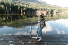 Load image into Gallery viewer, The Cove Throw