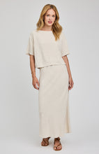 Load image into Gallery viewer, Gemini Linen Top Acorn Home + Apparel