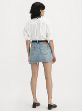 Load image into Gallery viewer, Levi's® Icon Mini Skirt