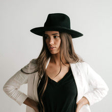 Load image into Gallery viewer, The Monroe Rancher