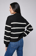 Load image into Gallery viewer, Beckett V-Neck Pullover
