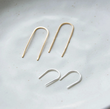 Load image into Gallery viewer, Arch Thread Earrings
