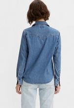 Load image into Gallery viewer, Levi&#39;s® Ultimate Western Button Down
