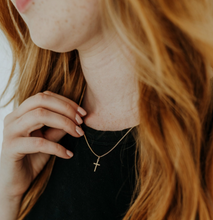 Load image into Gallery viewer, Dainty Cross Necklace
