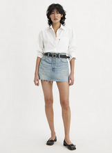 Load image into Gallery viewer, Levi&#39;s® Icon Mini Skirt
