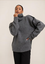 Load image into Gallery viewer, Ari Turtleneck
