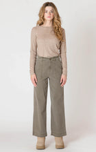 Load image into Gallery viewer, Matcha Straight Leg Pant
