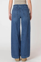 Load image into Gallery viewer, Kenzie Wide Leg Knit Jeans
